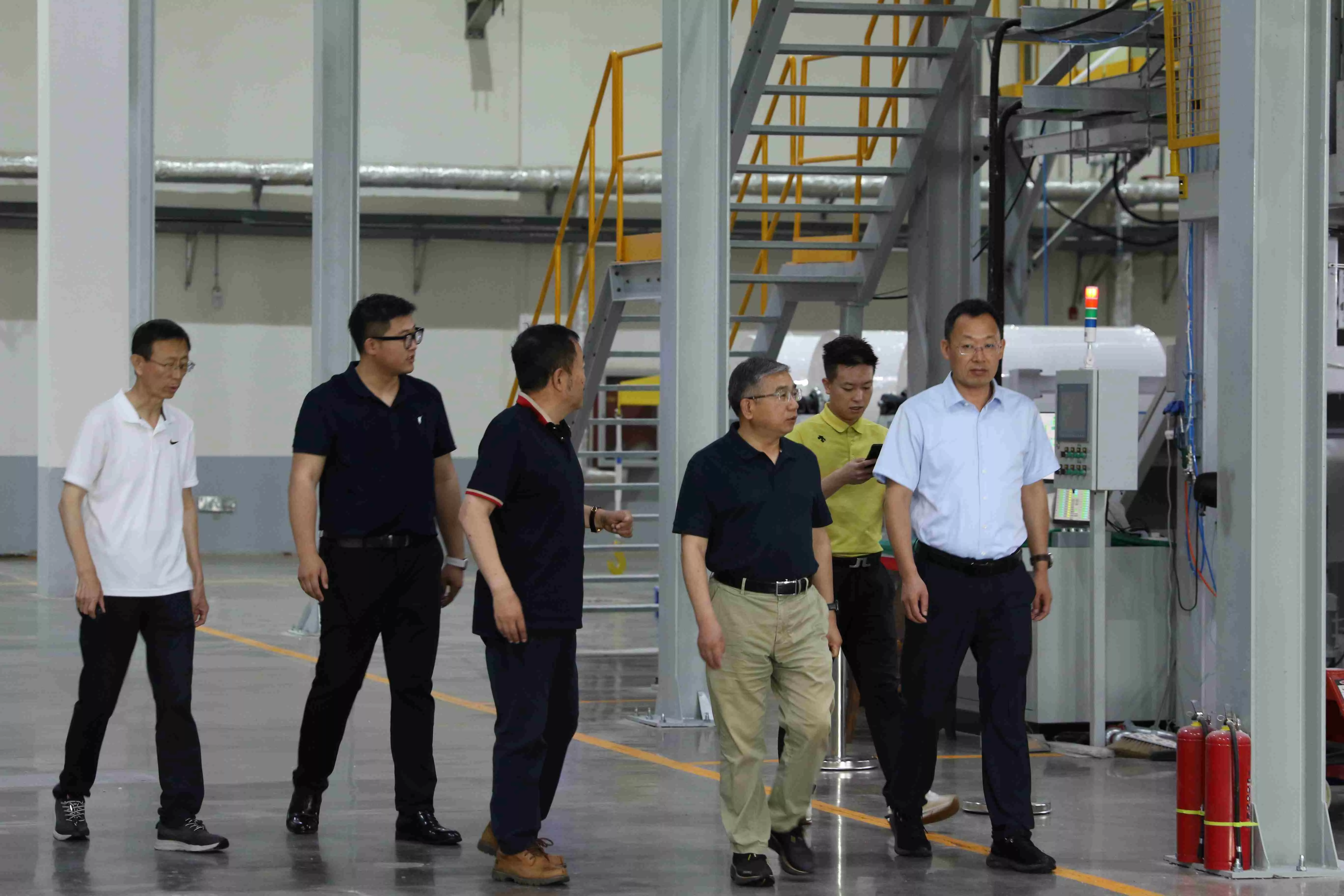 Зелено бъдеще, нова глава - Университет Qingdao и Tianyi Group съвместно отварят нова ера от нисковъглеродни зелени материали